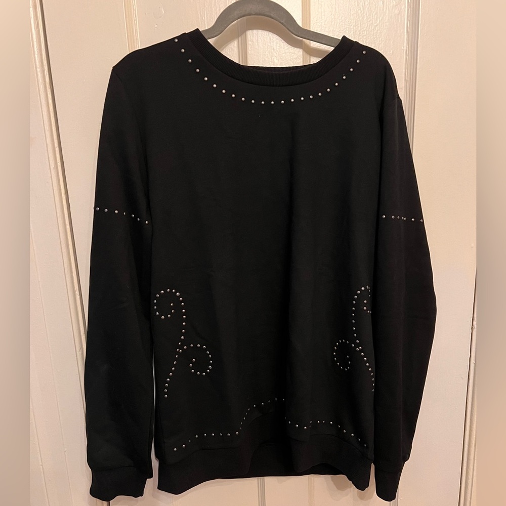 Black Sweatshirt with rivet details
